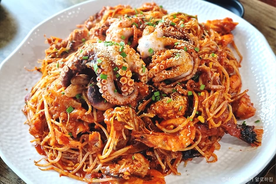 옥수해물찜칼국수