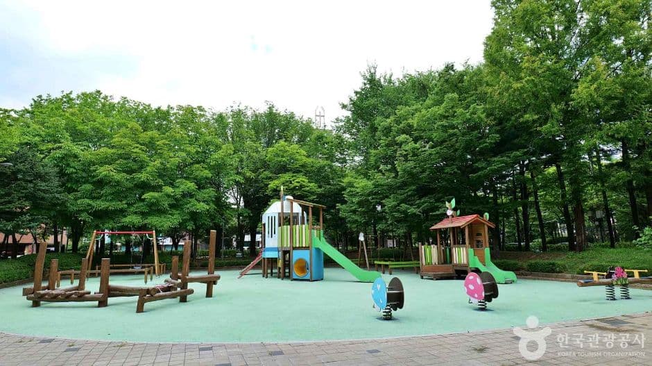 허준근린공원