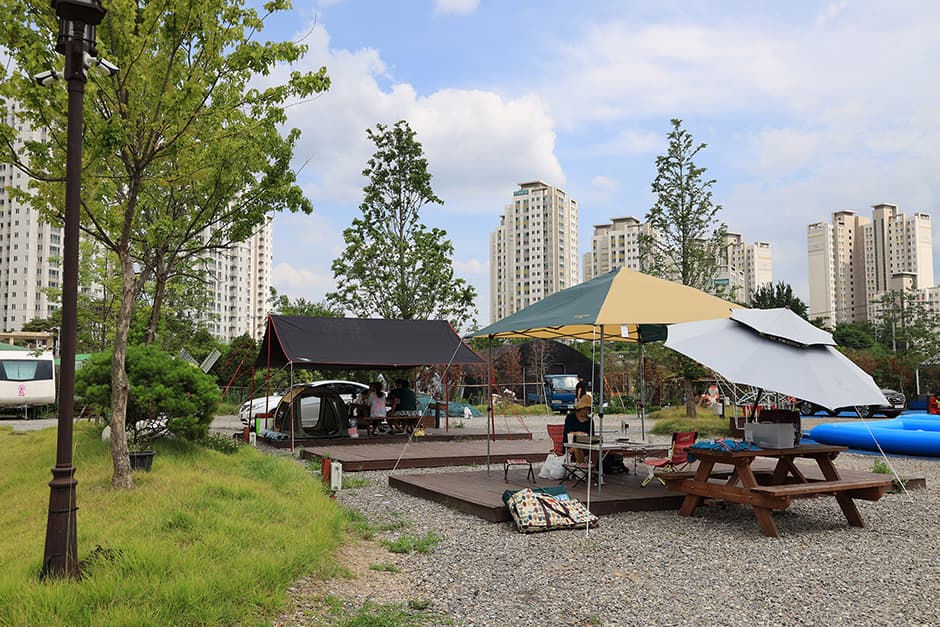 작은쉼터캠핑장